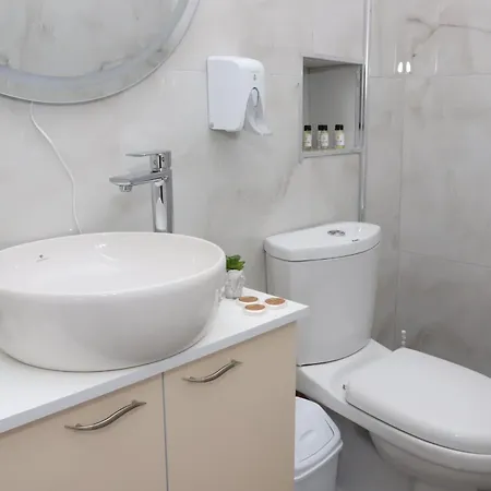 Mara Guest house