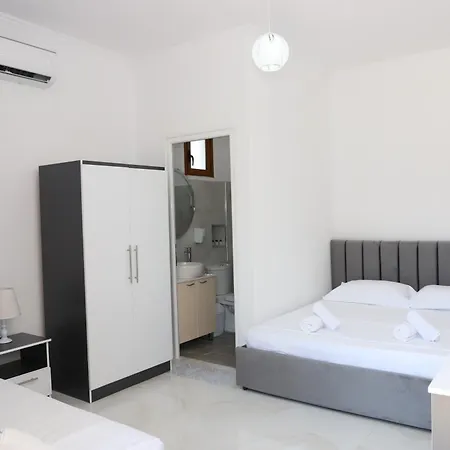 Guest house Mara Uznove